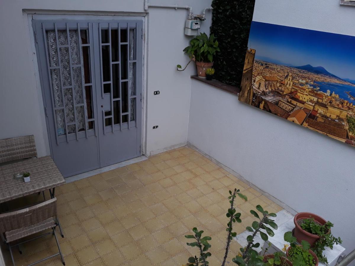 La Casetta Arancione Nell'Aeroporto Di Napoli Apartamento Exterior foto